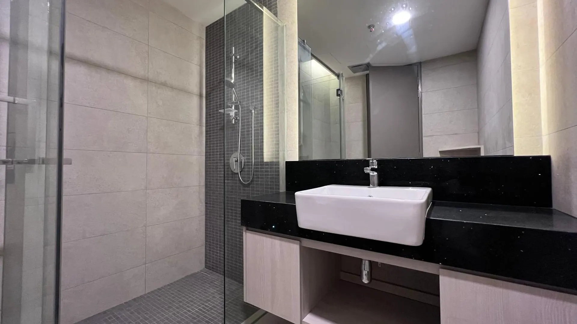 Societe Hartamas Kuala Lumpur Apartment